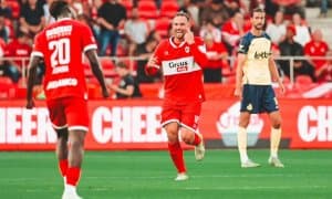 Бельгия Про-лигаси. Ўринбоев захирада қолдирилган учрашувда "Антверпен" дуранг ўйнади 