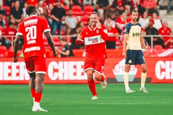 Бельгия Про-лигаси. Ўринбоев захирада қолдирилган учрашувда "Антверпен" дуранг ўйнади 