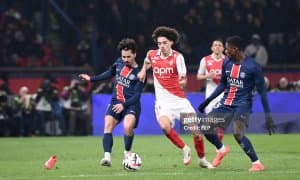 ПСЖ "Монако" футболчиси учун курашади