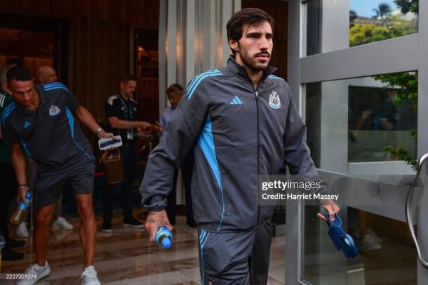 "Арсенал" - "Ньюкасль": Таркиблар маълум