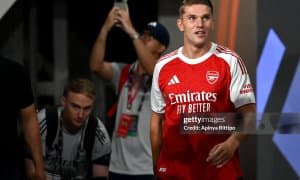 Дьёкереш Фернандеш ва Угартени ортда қолдириб, рекорд ўрнатди