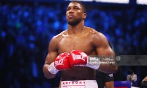 Энтони Жошуа Олимпиада чемпионига қарши жанг қилиши мумкин