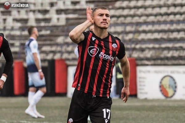 "Насаф" албаниялик футболчини ўз таркибига қўшиб олди