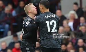 "Арсенал" ҳимоячиси барибир клубни тарк этадиган бўлмоқда