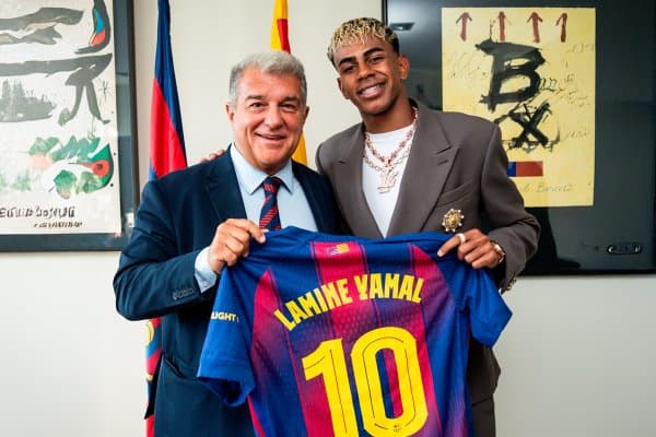 Жоан Лапорта Ямал Мессининг даражасидаги футболчи бўла олишини айтди