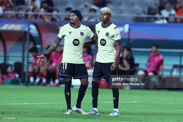 Ямал 10-рақам остидаги илк голи ҳақида гапирди