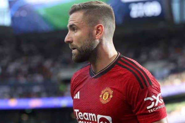 Шоу “Манчестер Юнайтед”нинг ички “сирлари”ни олиб ташлади