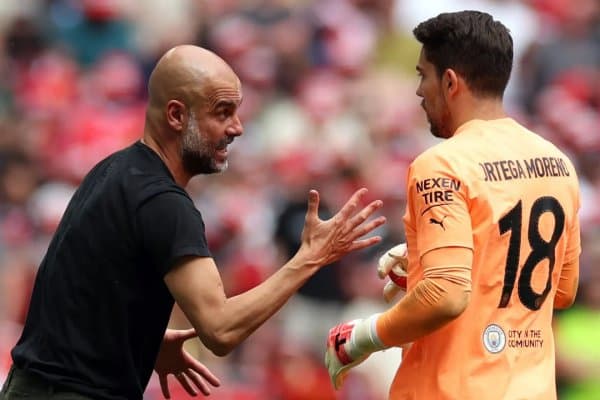 “Сити” дарвозабонини ашаддий рақиб чақирди