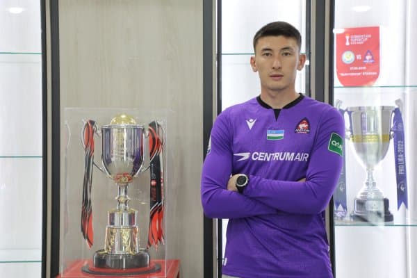 Эржан Токотаев: "Андижон"ни зўр фанатлари борлигини биламан, стадиондаги муҳитни ҳис қилиш учун якшанба кунги ўйинни интиқлик билан кутяпман"