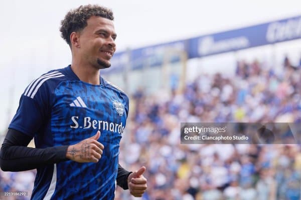 Алли футболчилик фаолиятини якунлаши мумкин