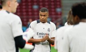 “Реал” икки ҳужумчидан биридан воз кечишга мажбур