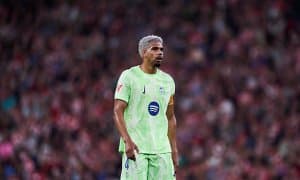 "Барселона" Араухони сотадими?