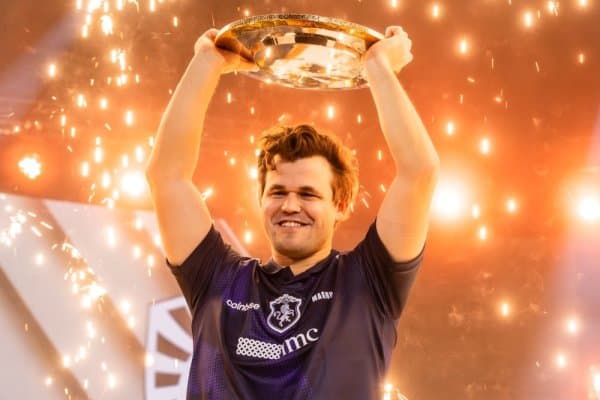 Магнус Карлсен: "Бу киберспорт бўйича жаҳон чемпионати"