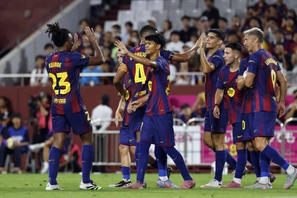 "Барселона" Жанубий Корея клубини йирик ҳисобда мағлуб этди. Рэшфорд дебют голини киритди