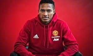 Футболчи бир кишини ўлимдан сақлаб қолди