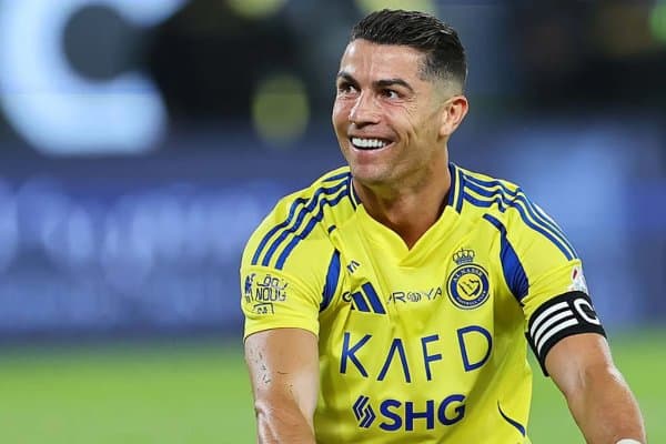 Роналду Франциянинг энг зўр тўпурарини “Ан-Наср”га олиб келяпти