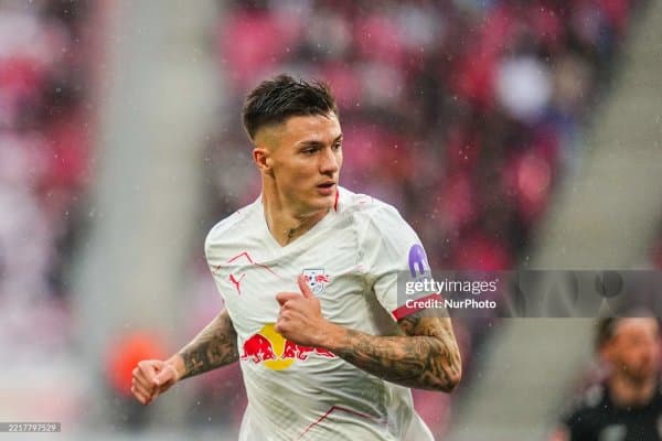 МЮ "РБ Лейпциг"га Шешко трансфери бўйича таклиф юборди