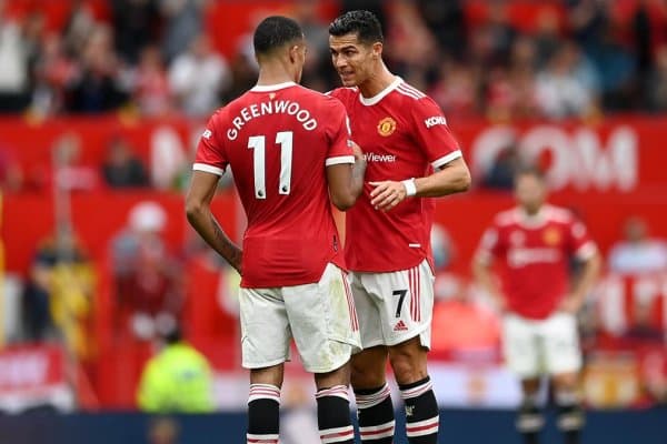 Француз клуби ўз юлдузини Роналдунинг олдига жўнатмоқчи эмас