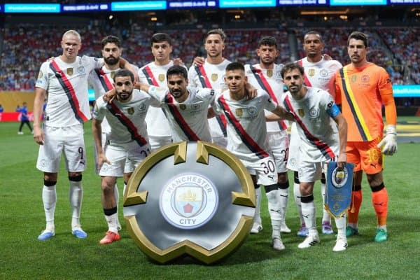 “Сити”нинг бир ўйинчисини икки клуб талашяпти