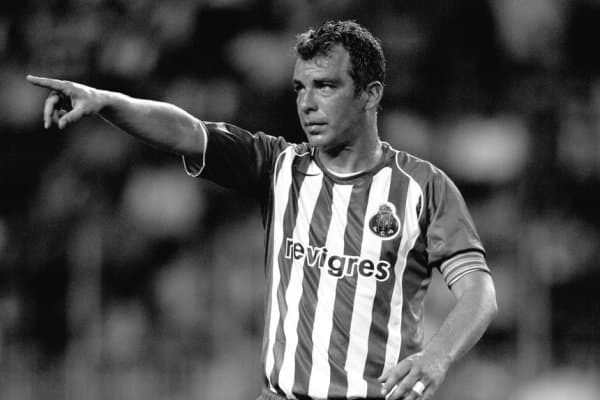 "Порту" клуб афсонасининг хотираси учун унинг рақамини музлатиб қўймоқчи