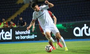 Кутилганидек кескин ва ҳужумкор ўйин ёхуд чемпион мағлубиятдан қутулиб қолди