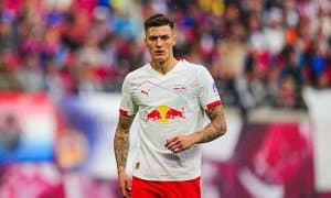 "Ньюкасл" Шешкого кўпроқ маош таклиф қилган, лекин у МЮни танлади