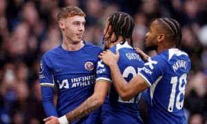 "Челси" Симонс трансфери учун ўз футболчисидан воз кечишга тайёр