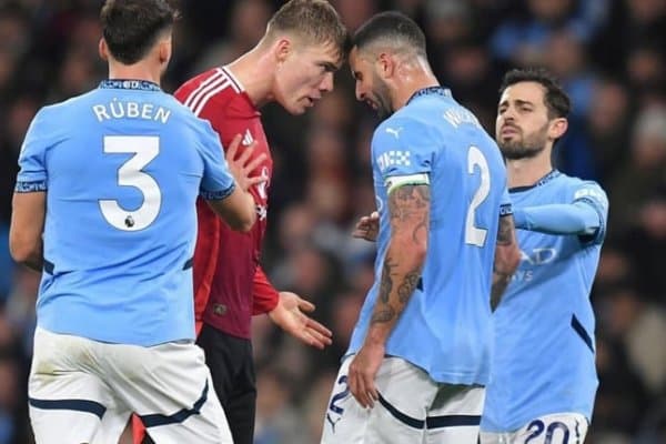 Манчестерликлар қадрламаган ҳужумчини бешта клуб талашяпти