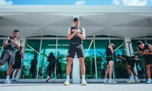 Ҳусанов ортида дунёнинг энг зўр дарвозабони турадиган бўлди!