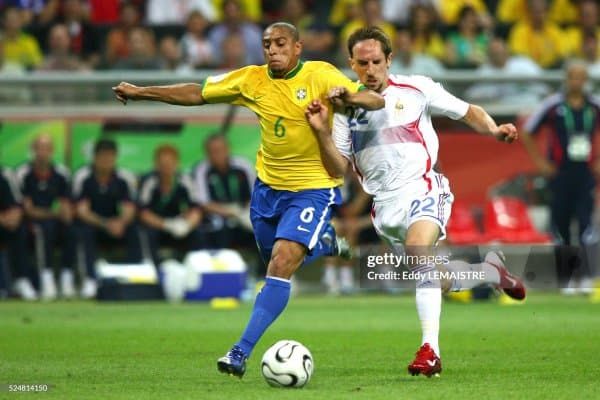 Дунёнинг машҳур футбол юлдузлари Ўзбекистонга келади