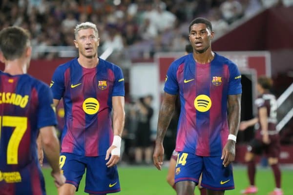 "Барселона" янги футболчисини Ла Лига рўйхатидан ўтказди