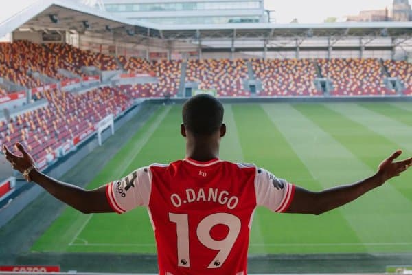 Англияда рекорд трансфер амалга оширилди