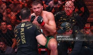 Дрикус дю Плессининг мураббийи: "Биз Хамзат Чимаевни йўқ қиламиз"