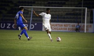 Суперлига. Бир киши кам бўлиб қолган "Навбаҳор" сўнги дақиқада ғалабадан қуруқ қолди