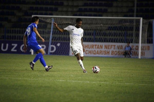 Суперлига. Бир киши кам бўлиб қолган "Навбаҳор" сўнги дақиқада ғалабадан қуруқ қолди