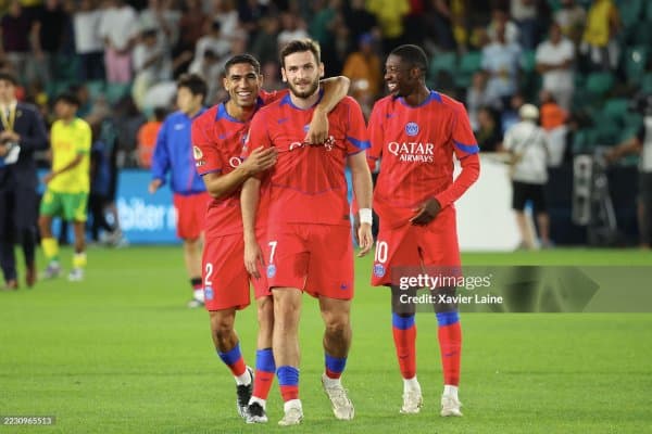 "Наполи" президенти Кварацхелиянинг сотилишига сабаб бўлган ҳолатни ошкор қилди