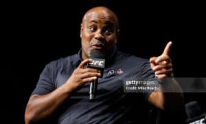 Даниэль Кормье: "Хамзат Чимаев UFC рейтингида Мераб Двалишвилидан юқори ўринда бўлиши керак"