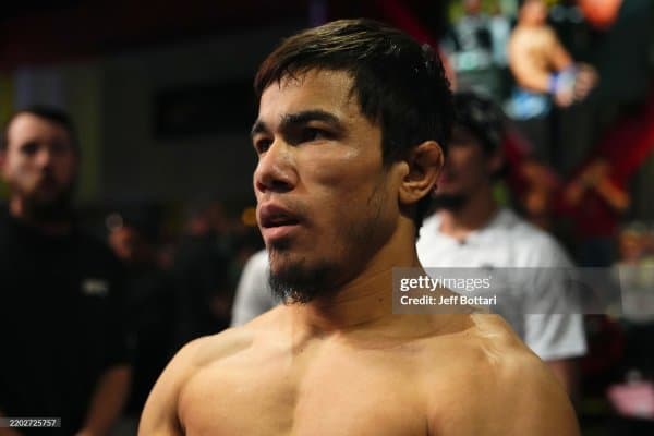 UFC рейтинги янгиланди. Рамазон Темиров...