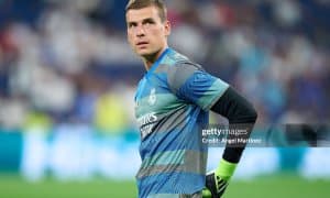 Моуриьно жамоасида "Реал" дарвозабонини кўрмоқчи