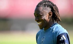 Эзе "Арсенал"даги дебютига тайёрланмоқда