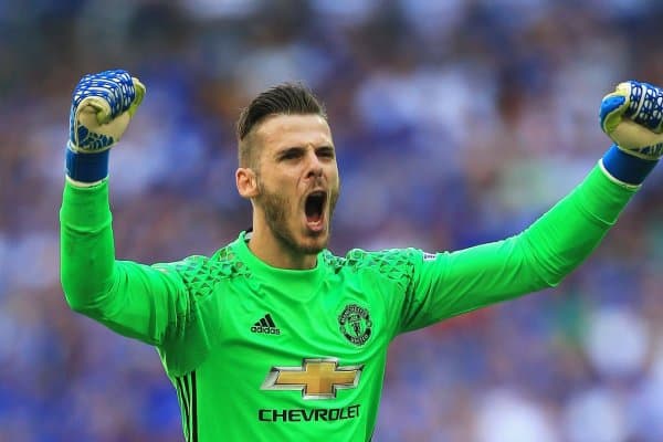 Фердинанд: "Де Хеани клубдан кетишига йўл қўйган одам ишдан бўшатилиши керак"