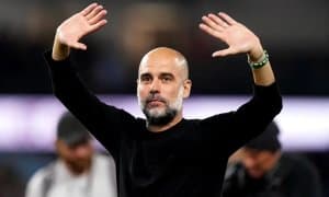 Гвардиола марказий ҳимоячини сотиб юборади