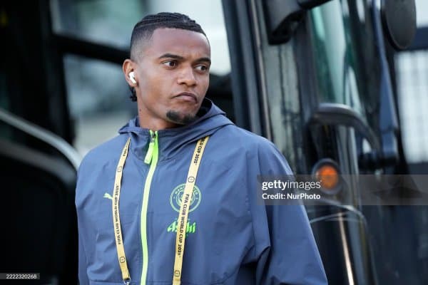 "Сити"нинг тажрибали ҳимоячисини "Милан"га олиб кетишмоқчи