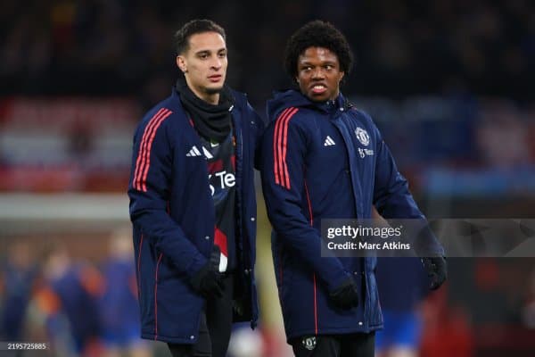 "Манчестер Юнайтед" ҳимоячиси Ла Лигага йўл олиши мумкин!