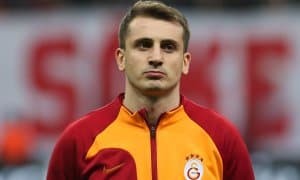 "Галатасарой"нинг собиқ футболчиси "Фенербахче"га ўтиш арафасида