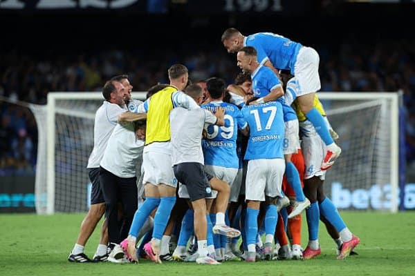 А Серия. "Аталанта" "Парма" билан дуранг ўйнади. "Рома" ва "Наполи" минимал ҳисобда зафар қучди 