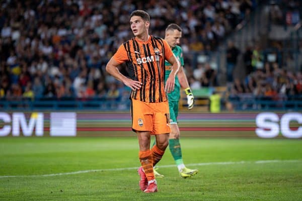 Георгий Судаков "Бенфика"га ўтди