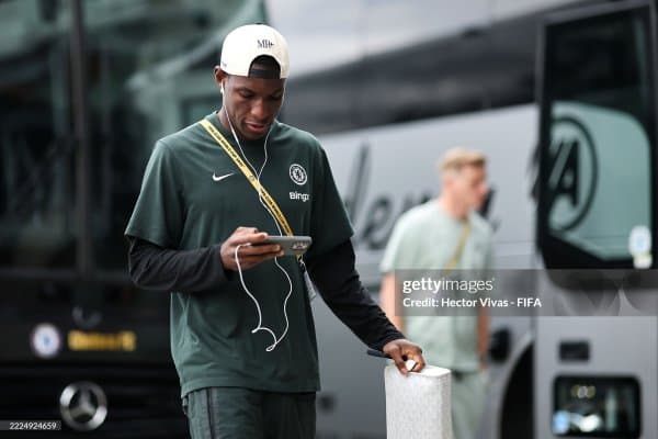 "Самалётлар ортга учмайди"