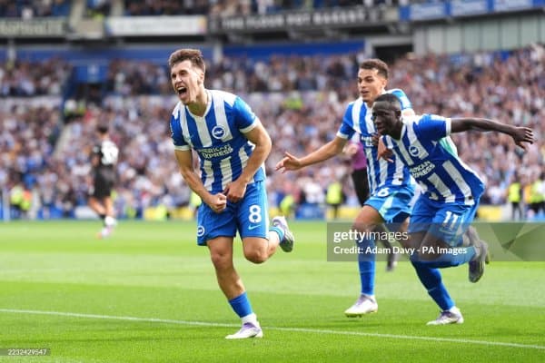 АПЛ. "Брайтон" ўз майдонида камбек амалга ошириб, "Манчестер Сити"ни мағлуб этди