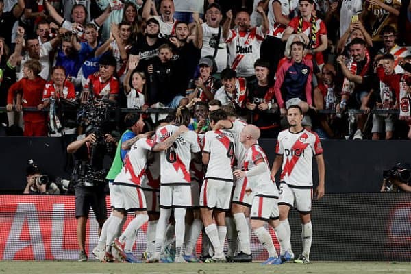 Ла Лига. "Барселона" 3-турнинг сўнгги ўйинида Мадрид клуби билан дуранг ўйнади 